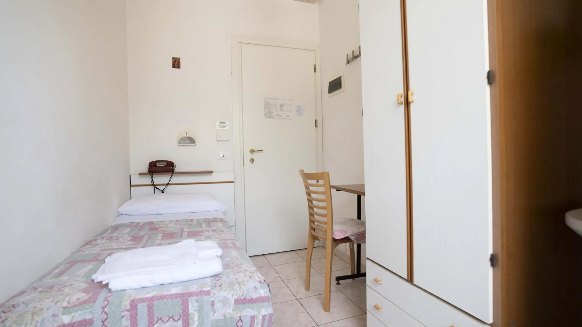 Hotel Odeon Ρίμινι